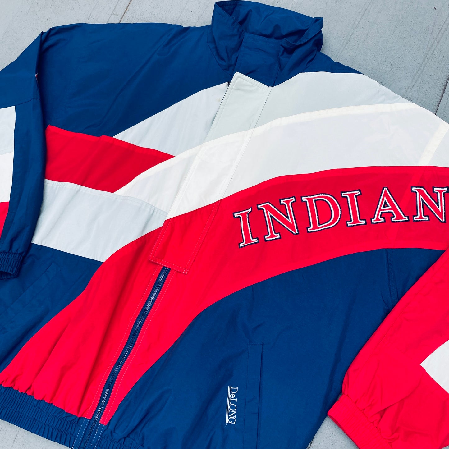 Cleveland Indians: 1990's DeLong Spellout Fullzip Windbreaker (XL)