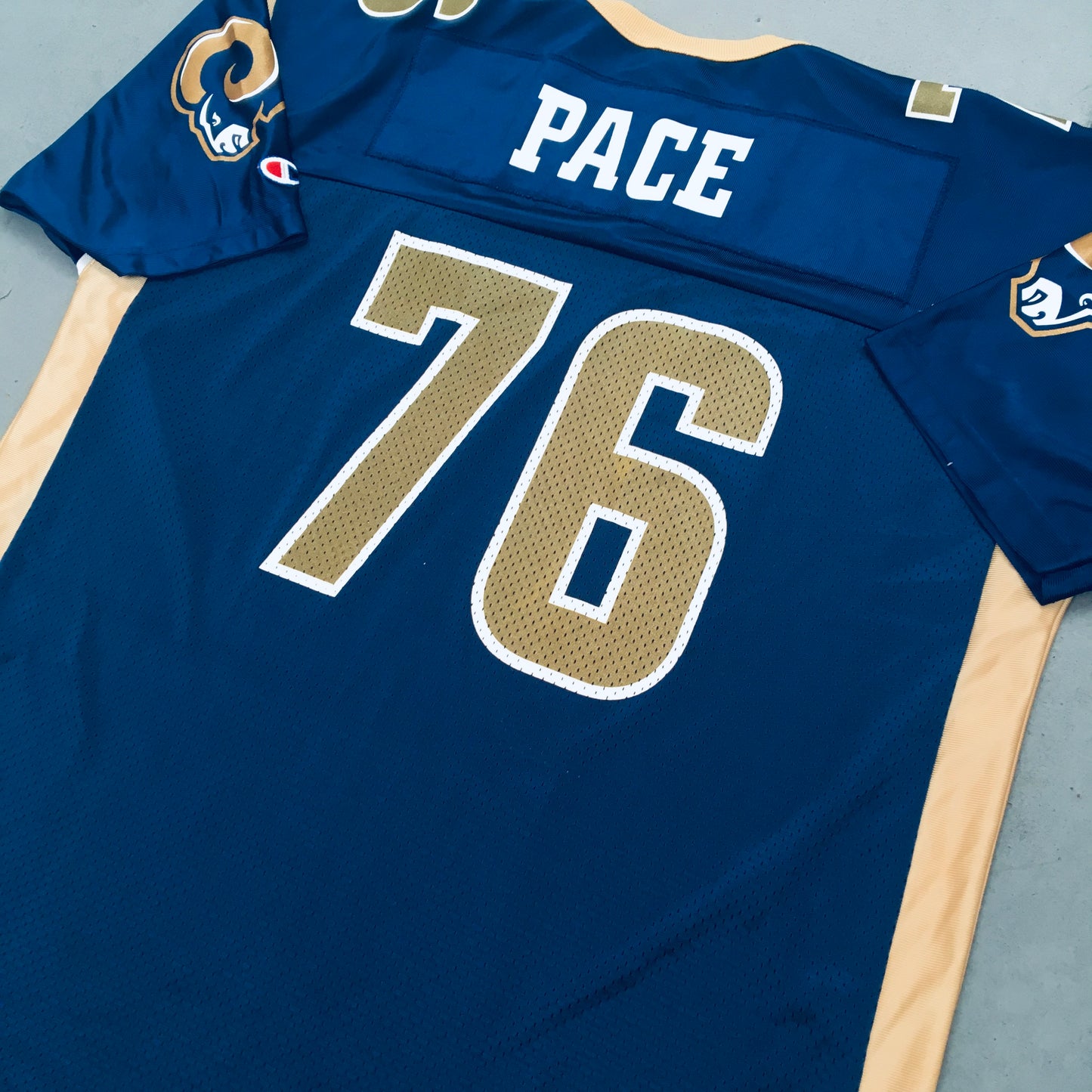 St. Louis Rams: Orlando Pace 2000/01 (XL)