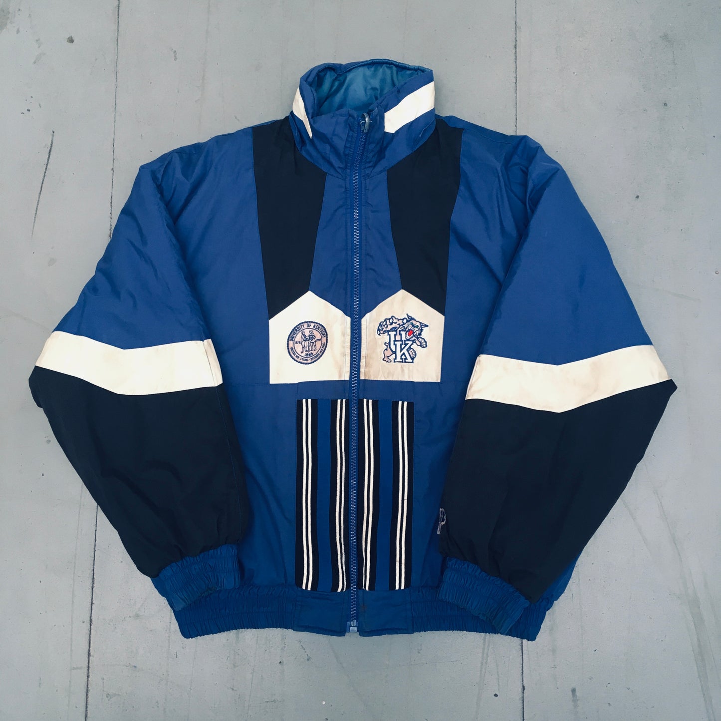 Kentucky Wildcats: 1990's Reversible Pro Player Jacket (L/XL)