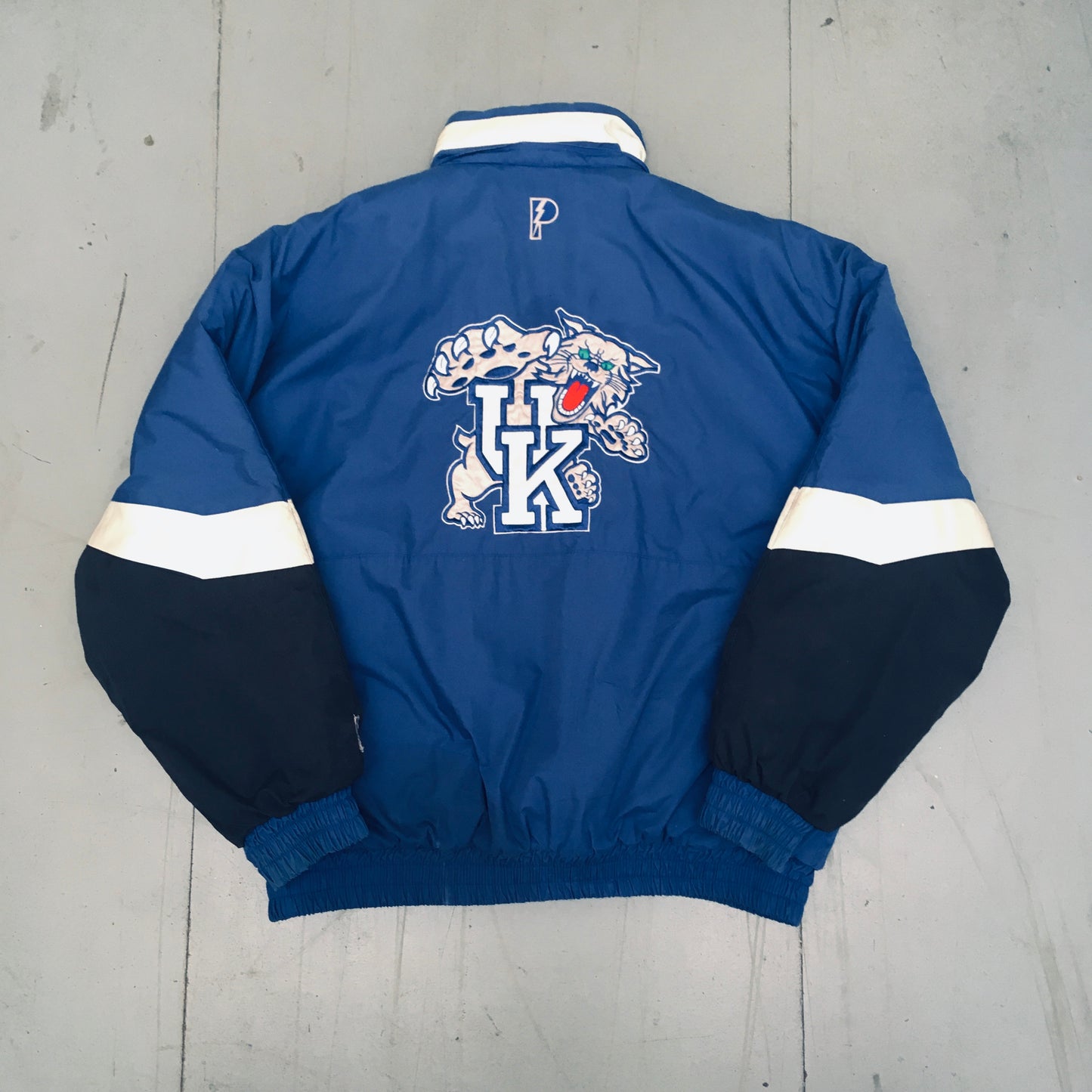 Kentucky Wildcats: 1990's Reversible Pro Player Jacket (L/XL)