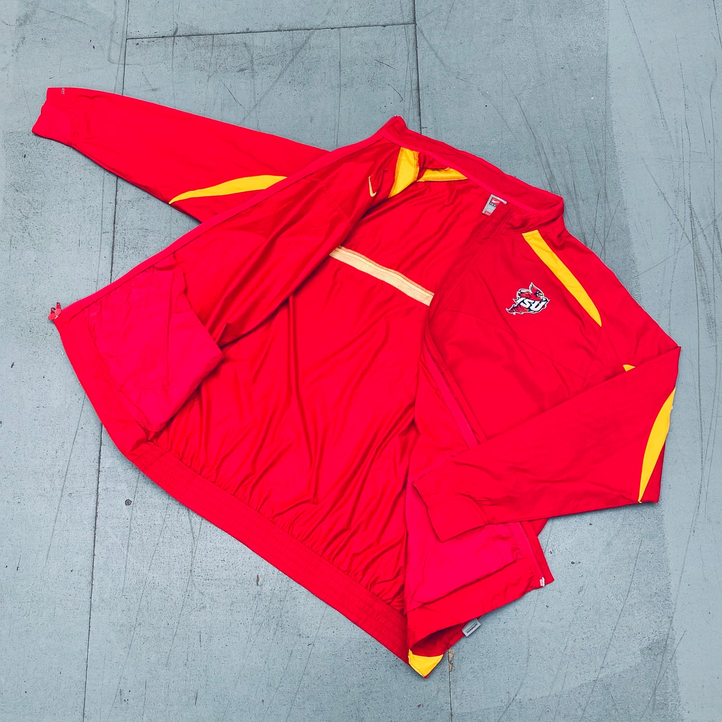 Iowa State Cyclones: 2000's Nike Fullzip Windbreaker (XXXL)