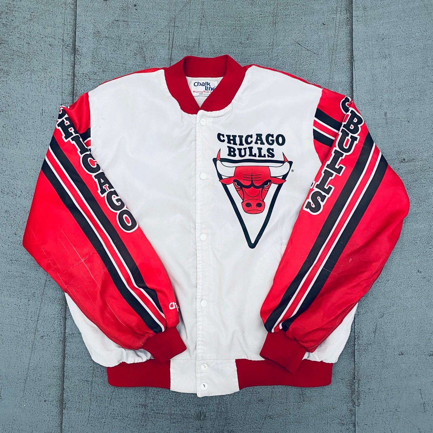 Chicago Bulls: 1990's Chalk Line Fanimation Bomber Jacket (XL)