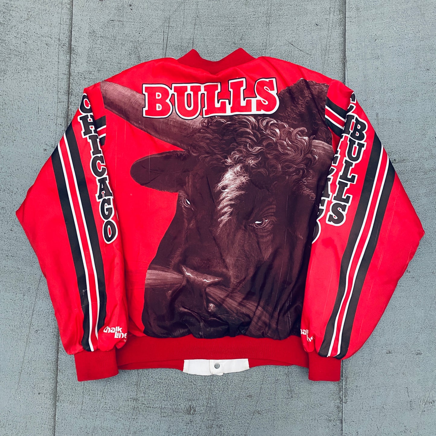 Chicago Bulls: 1990's Chalk Line Fanimation Bomber Jacket (XL)